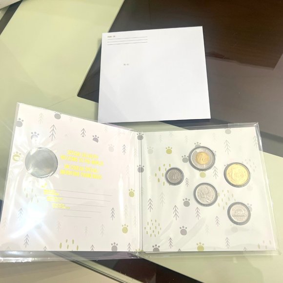 2022 Canada New Born Celebration $1 Special Strike 5-Coin Set! - Picture 7 of 9